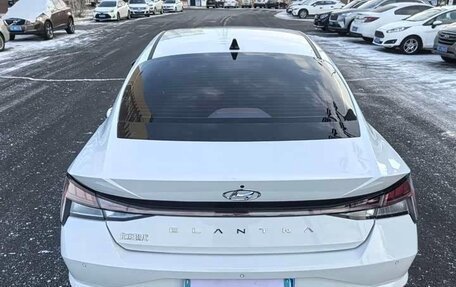 Hyundai Elantra, 2022 год, 1 570 000 рублей, 5 фотография