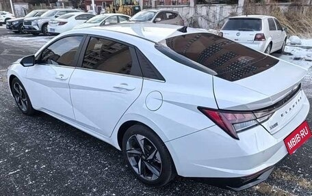 Hyundai Elantra, 2022 год, 1 570 000 рублей, 4 фотография