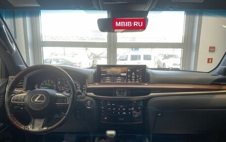 Lexus LX III, 2016 год, 7 480 000 рублей, 14 фотография