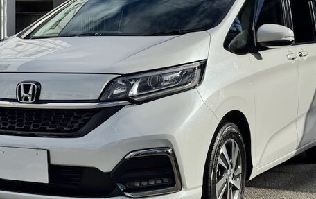 Honda Freed II, 2022 год, 1 253 000 рублей, 3 фотография