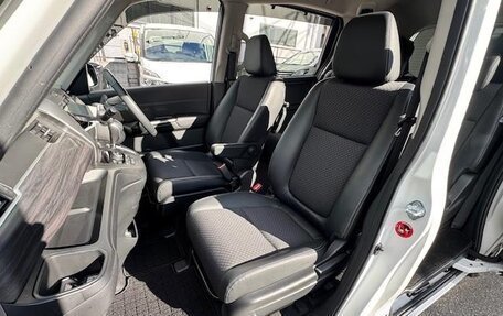 Honda Freed II, 2022 год, 1 253 000 рублей, 32 фотография