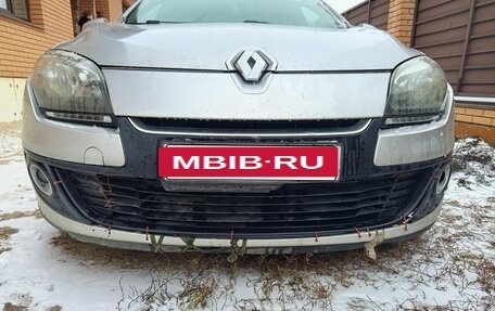 Renault Megane III, 2012 год, 430 000 рублей, 2 фотография