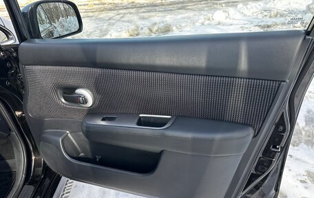 Nissan Tiida, 2011 год, 581 000 рублей, 31 фотография