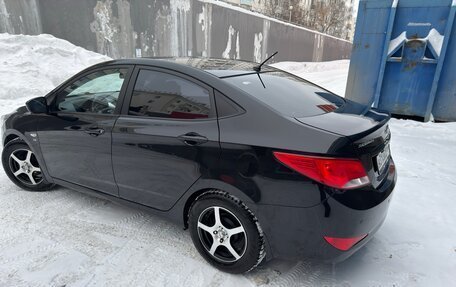 Hyundai Solaris II рестайлинг, 2016 год, 1 000 000 рублей, 10 фотография