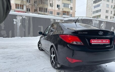 Hyundai Solaris II рестайлинг, 2016 год, 1 000 000 рублей, 9 фотография