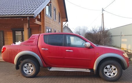Mitsubishi L200 IV рестайлинг, 2007 год, 800 000 рублей, 3 фотография