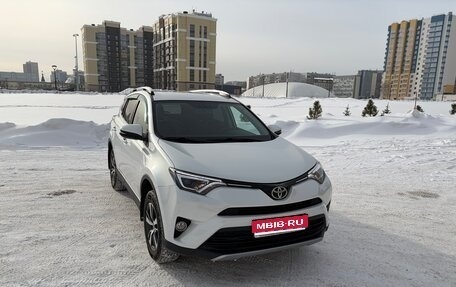Toyota RAV4, 2018 год, 3 300 000 рублей, 1 фотография