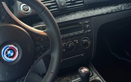 BMW 1 серия, 2007 год, 800 000 рублей, 4 фотография