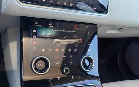 Land Rover Range Rover Velar I, 2018 год, 5 990 000 рублей, 3 фотография