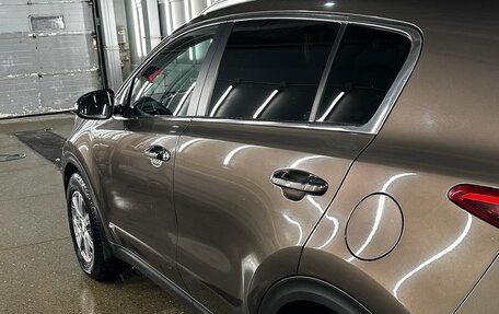 KIA Sportage IV рестайлинг, 2016 год, 1 800 000 рублей, 4 фотография