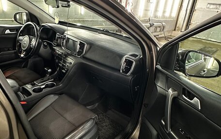 KIA Sportage IV рестайлинг, 2016 год, 1 800 000 рублей, 10 фотография