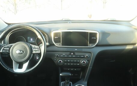 KIA Sportage IV рестайлинг, 2021 год, 2 435 000 рублей, 7 фотография