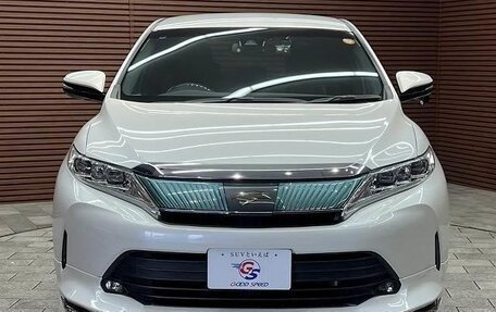 Toyota Harrier, 2020 год, 2 015 666 рублей, 3 фотография