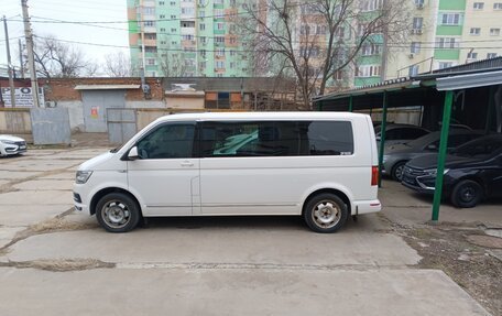 Volkswagen Caravelle T6 рестайлинг, 2018 год, 3 550 000 рублей, 3 фотография