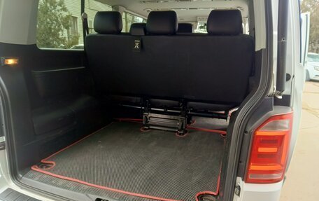 Volkswagen Caravelle T6 рестайлинг, 2018 год, 3 550 000 рублей, 6 фотография