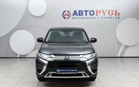 Mitsubishi Outlander III рестайлинг 3, 2020 год, 1 957 000 рублей, 3 фотография
