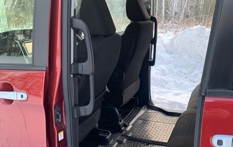 Toyota Roomy I, 2021 год, 1 355 000 рублей, 7 фотография