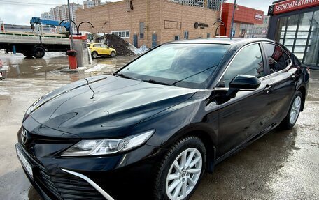 Toyota Camry, 2021 год, 3 150 000 рублей, 3 фотография