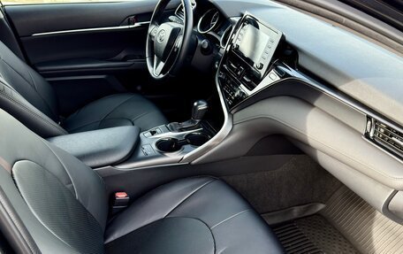 Toyota Camry, 2021 год, 3 150 000 рублей, 11 фотография