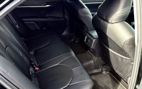 Toyota Camry, 2021 год, 3 150 000 рублей, 14 фотография