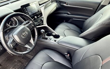 Toyota Camry, 2021 год, 3 150 000 рублей, 12 фотография