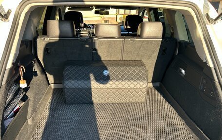 Volkswagen Touareg III, 2011 год, 2 250 000 рублей, 6 фотография