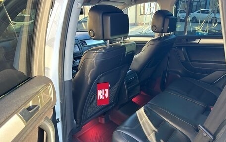 Volkswagen Touareg III, 2011 год, 2 250 000 рублей, 5 фотография