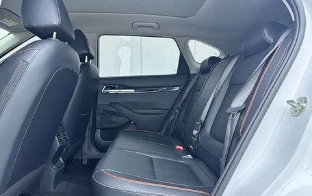 KIA Seltos I, 2023 год, 2 000 000 рублей, 12 фотография