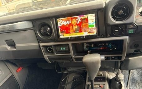 Toyota Land Cruiser Prado 70, 1992 год, 3 300 000 рублей, 9 фотография