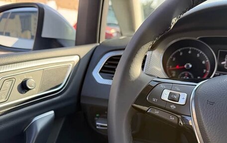 Volkswagen Golf Sportsvan I, 2020 год, 1 600 000 рублей, 10 фотография