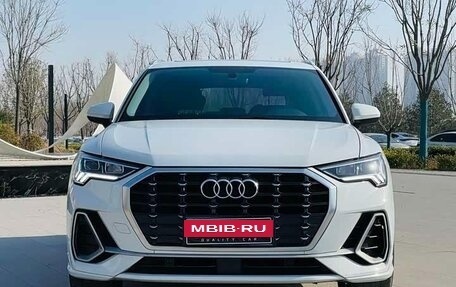 Audi Q3, 2021 год, 2 300 000 рублей, 5 фотография