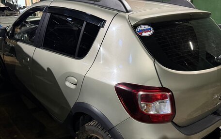 Renault Sandero II рестайлинг, 2018 год, 420 000 рублей, 2 фотография