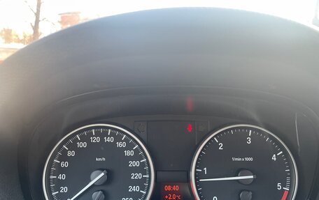 BMW 3 серия, 2011 год, 1 500 000 рублей, 10 фотография