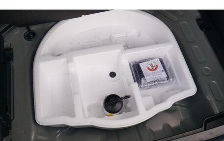 Toyota Yaris Cross, 2022 год, 1 496 000 рублей, 17 фотография