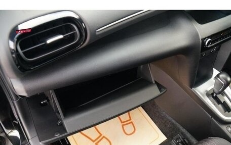 Toyota Yaris Cross, 2022 год, 1 496 000 рублей, 21 фотография