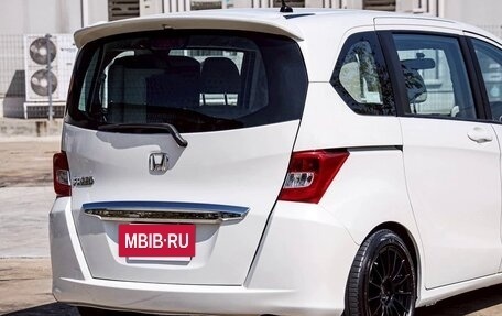 Honda Freed I, 2014 год, 927 000 рублей, 5 фотография