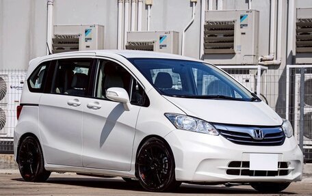 Honda Freed I, 2014 год, 927 000 рублей, 8 фотография