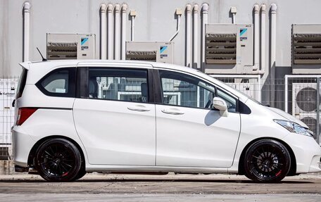 Honda Freed I, 2014 год, 927 000 рублей, 7 фотография