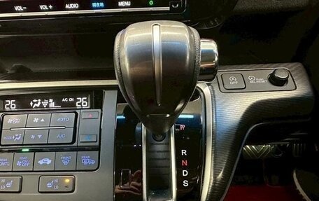 Honda Stepwgn IV, 2018 год, 2 250 000 рублей, 20 фотография