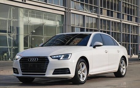 Audi A4, 2018 год, 1 850 009 рублей, 1 фотография