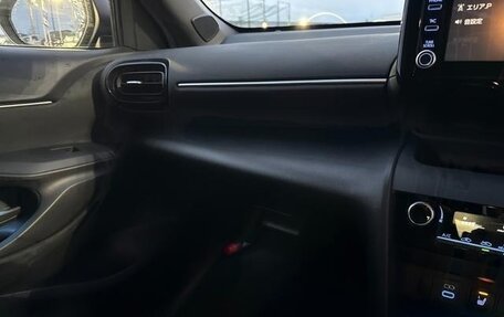 Toyota Yaris Cross, 2022 год, 1 606 153 рублей, 23 фотография