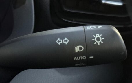 Toyota Yaris Cross, 2022 год, 1 606 153 рублей, 27 фотография