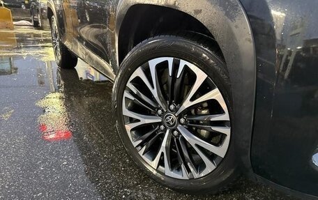 Toyota Yaris Cross, 2022 год, 1 606 153 рублей, 36 фотография