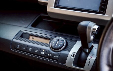 Honda Freed I, 2015 год, 957 000 рублей, 14 фотография