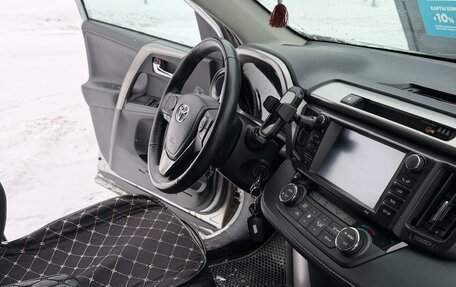Toyota RAV4, 2016 год, 2 785 000 рублей, 11 фотография