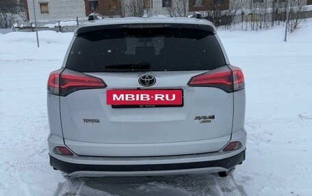 Toyota RAV4, 2016 год, 2 785 000 рублей, 3 фотография