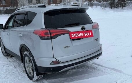 Toyota RAV4, 2016 год, 2 785 000 рублей, 4 фотография