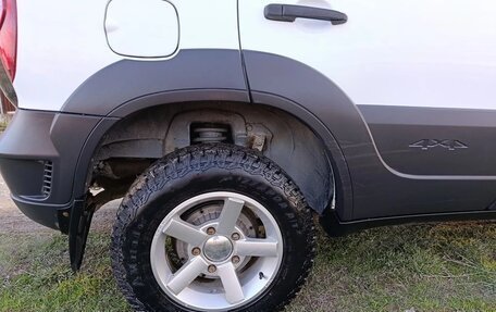 Chevrolet Niva I рестайлинг, 2015 год, 690 000 рублей, 10 фотография