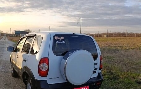 Chevrolet Niva I рестайлинг, 2015 год, 690 000 рублей, 6 фотография