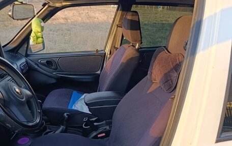 Chevrolet Niva I рестайлинг, 2015 год, 690 000 рублей, 28 фотография